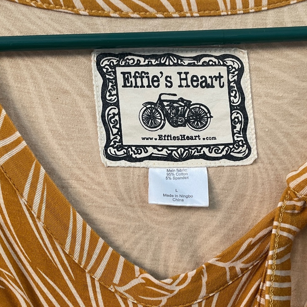 Beautiful Jersey Knit Casual Dress in Straw color - Picture 2 of 8